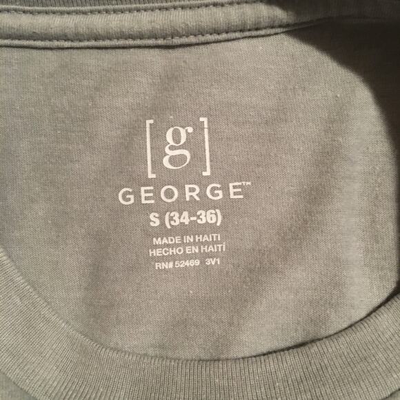 Cleveland Browns novelty T-shirt (But she's a Browns fan) size small - Picture 6 of 6